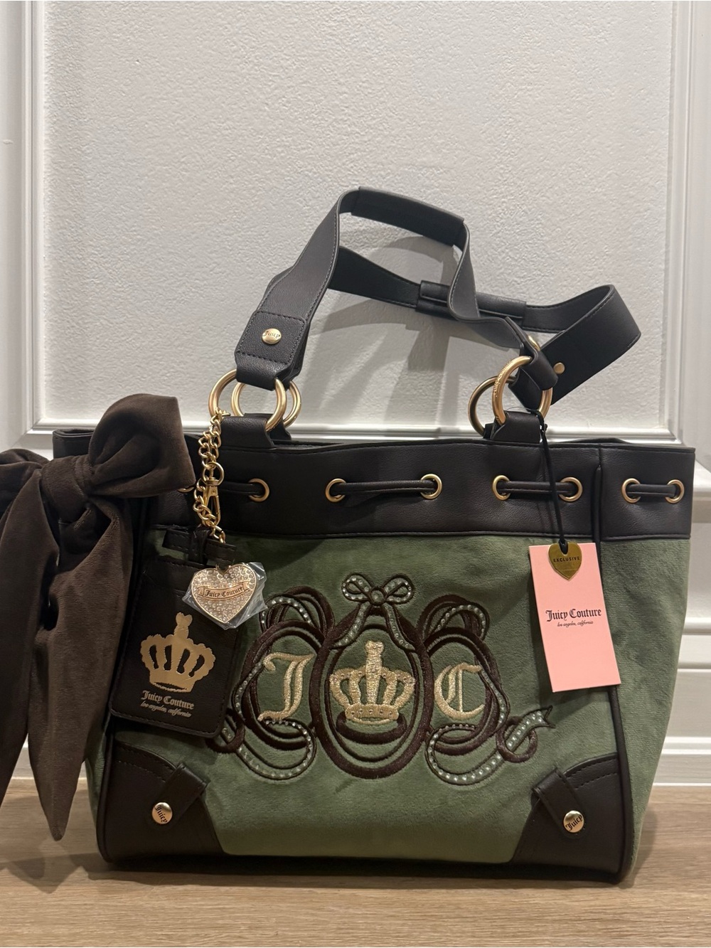 Juicy Couture Juicy Loverโs Club Super Green Tote Bag